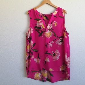 🌷 Hot Pink Floral Blouse